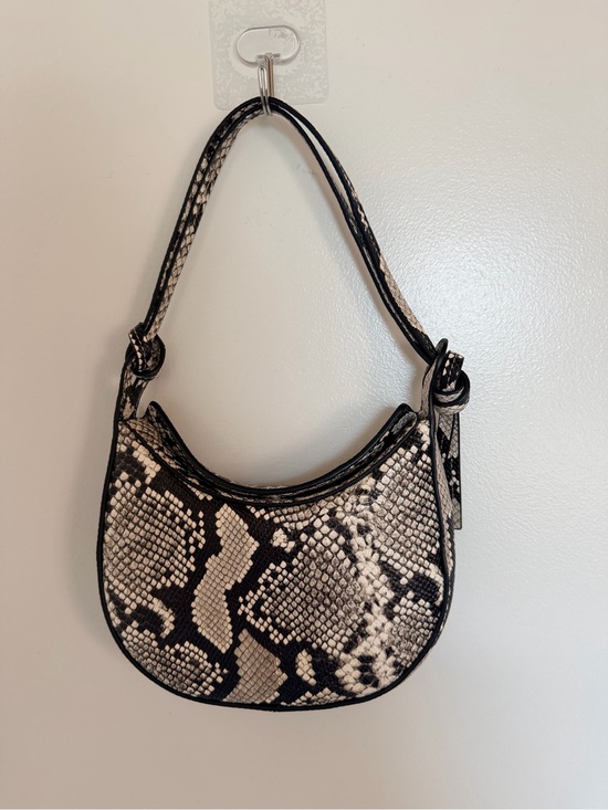 Reformation Handbags - NWOT Reformation Mini Rosetta Shoulder Bag in Roccia Snake